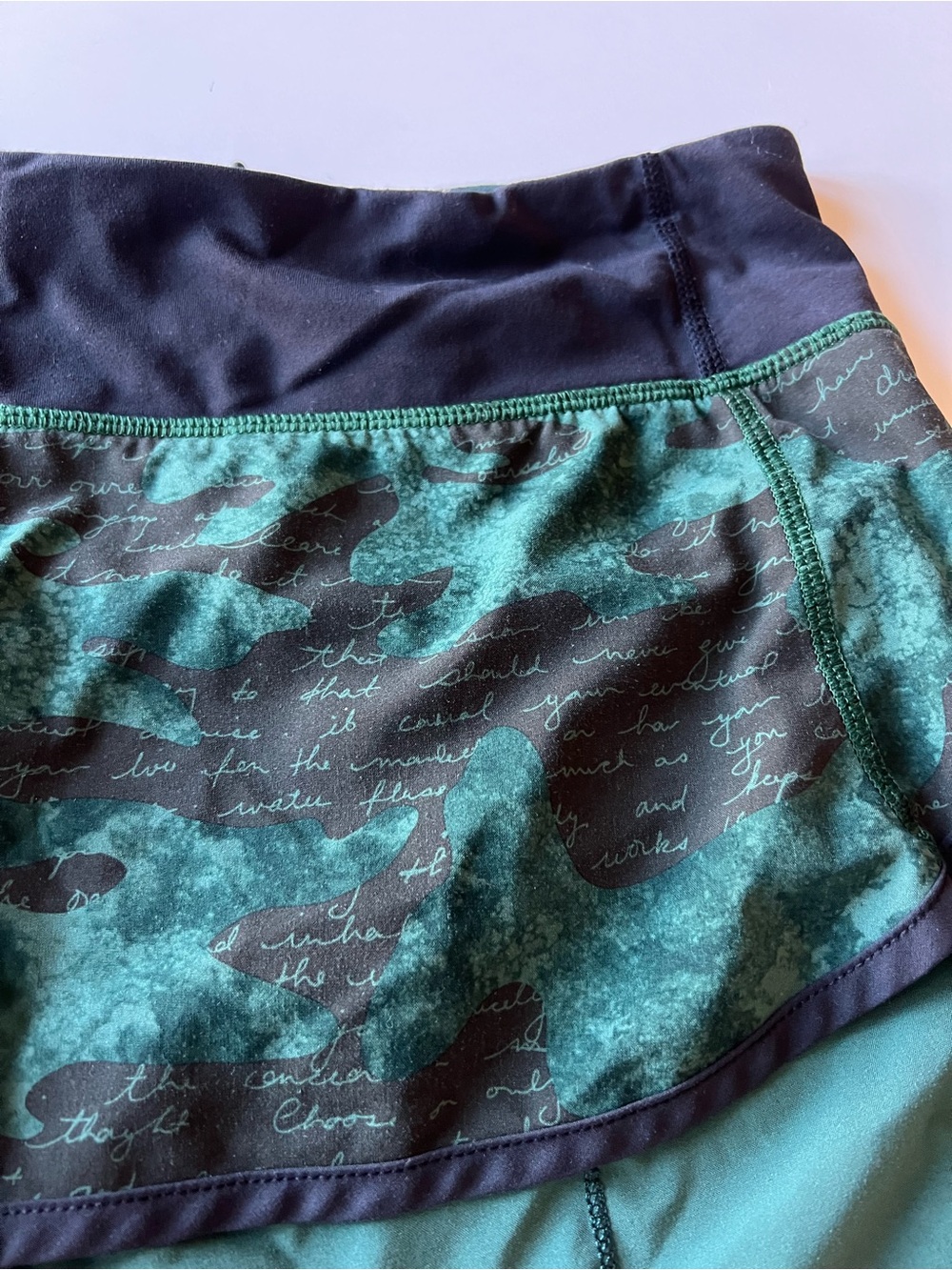 Lululemon shorts 8 - Picture 2 of 6
